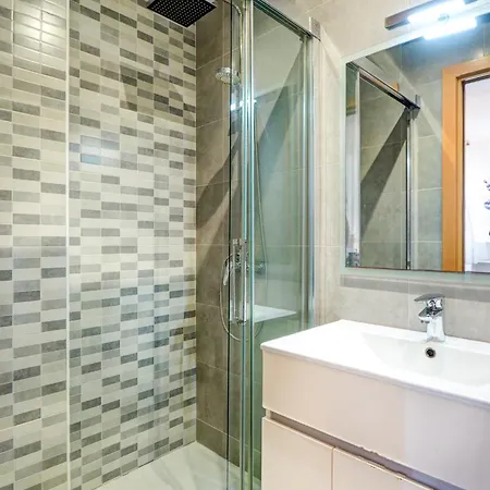 Linda Vista Oasis Penthouse By Hello Homes * Сиджес